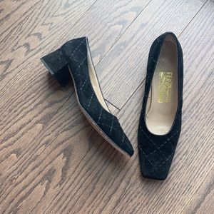 FERRAGAMO | quilted suede pump square toe black